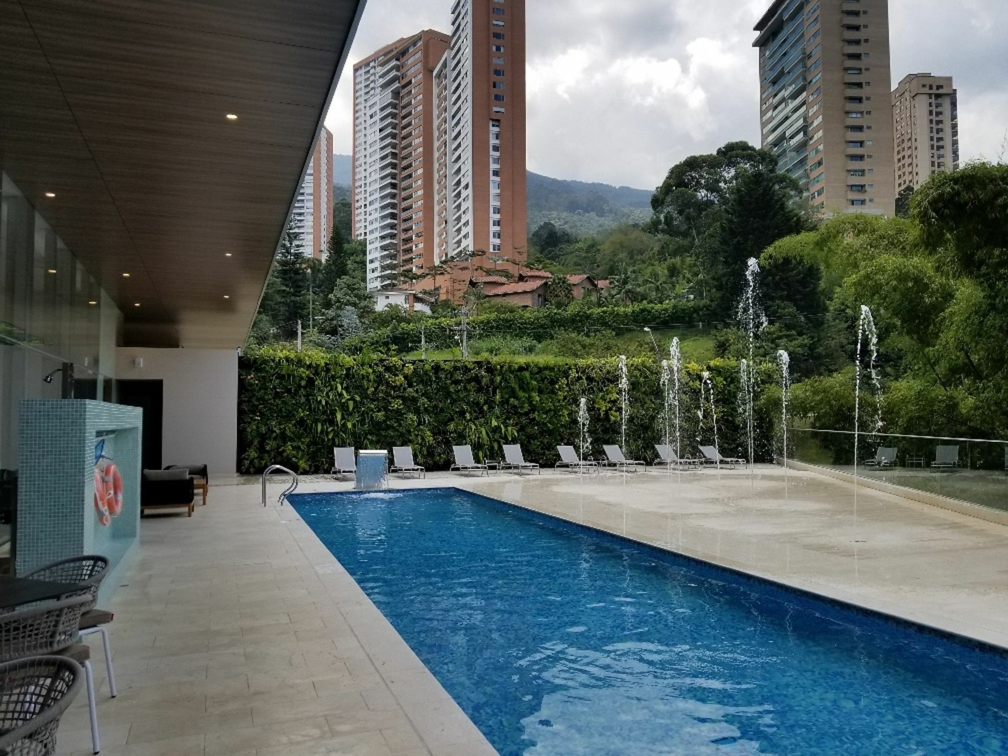 Estelar La Torre Suites Μεντεγίν Εξωτερικό φωτογραφία